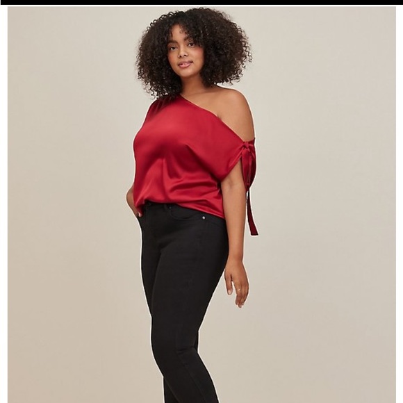 Torrid Red Satin Off-Shoulder Top - Picture 4 of 6